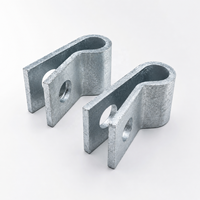 Attache à clip R Line pour câble de messagerie, galvanisée en vrac, qualité utilitaire ASTM A153 pour les projets de construction de lignes et la mise à niveau des réseaux