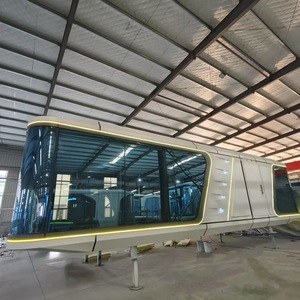 Alojamiento Modular Portátil de Lujo en Forma de Cápsula Espacial, Diseño Moderno Curvo, Fácil Instalación, Panel Sándwich, Uso Hotelero - Product Image 1