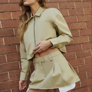 Nuevo Conjunto Casual de Dos Piezas para Mujer, Chaqueta Corta con Cierre y Falda de Línea A de Cintura Baja, Estilo Retro - Product Image 2