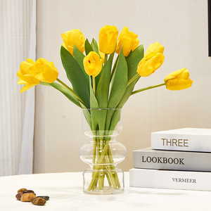 Fleurs artificielles tulipe sensation hydratante maison mariage décoration fleurs artificielles photographie fleurs en plastique - Product Image 1