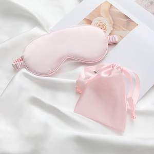 Taie d'oreiller et masque de sommeil en soie de mûrier pure verte personnalisée, taie d'oreiller en soie charmeuse certifiée Oeko-tex, coffret cadeau - Product Image 3