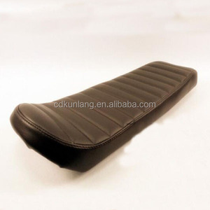 La base en plastique D'ABS rétro <span class=keywords><strong>coussin</strong></span> <span class=keywords><strong>de</strong></span> siège <span class=keywords><strong>de</strong></span> <span class=keywords><strong>moto</strong></span> - Product Image 4