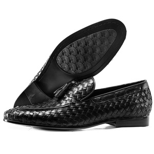 Chaussures pour hommes, style britannique, en cuir neuf, grandes tailles, chaussures formelles et décontractées pour affaires, chaussures de mariage respirantes et résistantes à l'usure - Product Image 5