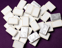 Ensemble de Mahjong de Luxe en Acrylique Floral avec Design Écologique, Tuiles Blanches Nacrées à Motifs Spirales, Cadre Doré - Cadeau de Collection pour Femmes