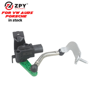 Capteur de nivellement de phare avant gauche ZPY utilisé pour VW OE No. 3C0412521B - Product Image 1