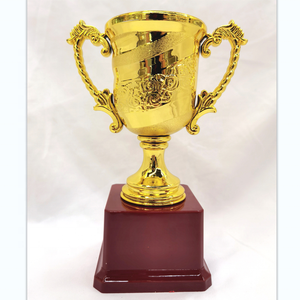 ถ้วยรางวัลถ้วยรางวัลทองคำพลาสติกแบบกำหนดเองได้ - Product Image 3