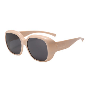 SPOEN <b>Eyewear</b> Rectangle Polarized Sunglasses UV400 Full Rim For Driving Unisex Adult Fashion Sun Glasses - Product Image 3