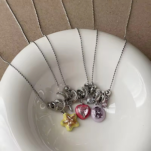 Colliers pendentifs étoile porte-bonheur jaunes tendance pour femmes et jeunes filles, collier élégant en zircon croix simple pour femmes, bijoux esthétiques - Product Image 6