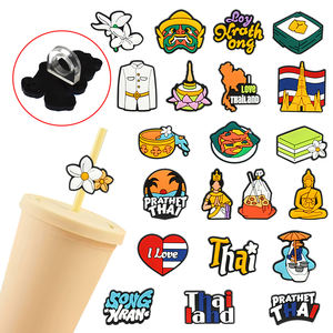 อุปกรณ์เสริมเครื่องดื่ม PVC ป้องกันฝุ่น ใช้ซ้ำได้ ผลิตโดยผู้ผลิตในประเทศไทย ฝาครอบหลอดดูดและจี้ตกแต่ง สไตล์ไทย - Product Image 4