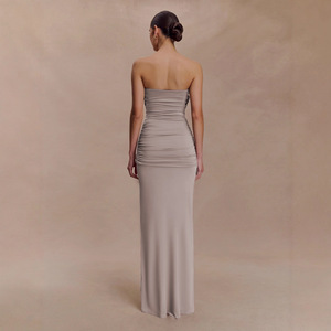 <span class=keywords><strong>Robe</strong></span> de soirée <span class=keywords><strong>longue</strong></span> pour femme, coupe trapèze, en soie de lait, à épaules dénudées et taille torsadée, élégante, couleur unie, longueur ras du sol, pour occasions formelles - Product Image 3