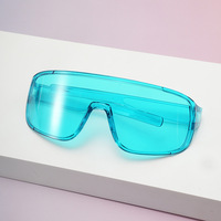Nouvelles Lunettes de Soleil UV400 2026, Monture Large Jaune Tendance, Style Célébrité, Lunettes Coupe-Vent pour Hommes et Femmes