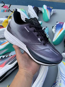 Chaussures de sport populaires légères et collantes de Fujian pour hommes, grandes tailles, en cuir véritable avec semelle intermédiaire et extérieure en EVA, en stock - Product Image 3