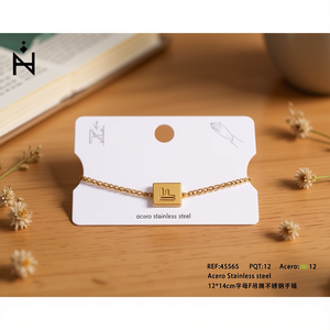 Bracciale in Acciaio Inossidabile con Targhetta Lettera F 12x14cm, Bracciali alla Moda - Product Image 3