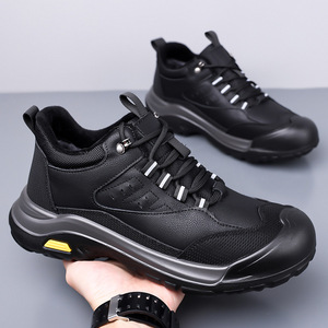 Zapatos de senderismo para hombre, botas cálidas para exteriores con cordones y suela gruesa en negro y gris para uso informal en otoño e invierno - Product Image 2