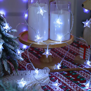 Guirnalda de luces LED de copos de nieve, 10 m, bajo voltaje, color blanco frío, ideal para decoración navideña y ambientación. - Product Image 3