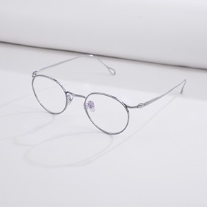 Monture de lunettes ronde en titane pur, design japonais classique, bord fin, légère, pour verres correcteurs de haute puissance - Product Image 4