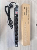 Schaltbare Rack-Steckdosenleiste 8-fach Schuko Typ F DIN 49440 1U 19 Zoll 16A 250V Steckdosenleiste für Netzwerk-Server-Schrank
