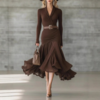 Robe longue à manches longues et col en V, couleur unie, style européen et américain, nouvelle collection automne, grande taille, coupe évasée
