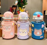 Gobelet portable tendance, écologique et durable pour filles – Tasses à eau mignonnes et originales, design élégant, en plastique pour étudiants