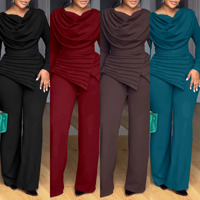 Nouveauté : Ensemble deux pièces pour femme avec haut asymétrique plissé et pantalon large à col drapé