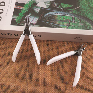 <b>Nail</b> Clipper Curved Blade 12.5 Mm Jaw Professional Toe <b>Nail</b> <b>Tool</b> Bevel Shape Stainless Steel New Design - Product Image 1