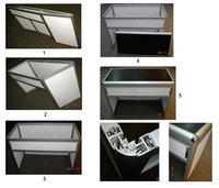 Comptoir pliable en aluminium facile à déplacer et à installer, idéal pour les kiosques et les salons professionnels
