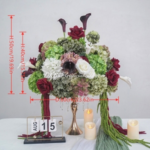 Composizione Floreale per Matrimoni di Tendenza 2027, 60cm, Combinazione di Ortensie e Calla in Bordeaux e Verde, Centrotavola con Sfera di Fiori Artificiali - Product Image 2
