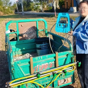 Tricycle électrique avec support de pulvérisation, capacité de 20 kg, pour usage agricole, facile à utiliser avec pompe - Product Image 1