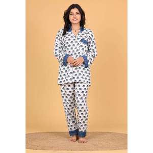 Conjunto de Pijama Estampado, Ropa de Dormir Suave, Cómoda y Ligera, Ropa Casual para Estar en Casa, Conjunto de Dos Piezas - Product Image 1