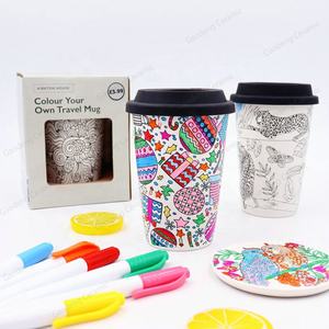 Vente directe d'usine <span class=keywords><strong>ALDI</strong></span> Tasse en céramique mate blanche de 14 oz avec stylos de couleur et boîte cadeau Peignez votre propre tasse pour cadeau d'enfant - Product Image 4