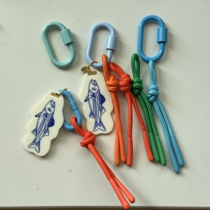 Breloques en acrylique rétro tressées en corde, pendentifs contrastants pour porte-clés, pendentifs de téléphone portable, breloques géométriques de dessin animé pour chaîne de sac - Product Image 2