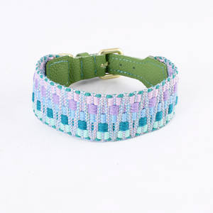 2022 nuevo diseño ondulado PU ajustable peso ligero mascota perro gato <span class=keywords><strong>Collar</strong></span> Correa conjunto Premium mascotas correas y collares - Product Image 2