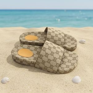 High Quality Original Box Sandals Luxury Flats slippers Casual Shoes Men Wear Fashion Designer slippers and Beach Shoes - Product Image 1
