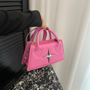 Small Niche Design Bag <strong>2025</strong> Female <strong>Trend</strong> High-End Spicy <strong>Girl</strong> New Handbag Ins Crossbody Bag Style