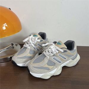 Chaussures de sport de luxe pour l'extérieur, décontractées, rétro, antidérapantes, nouvelle collection 9060, chaussures de marche tendance - Product Image 2