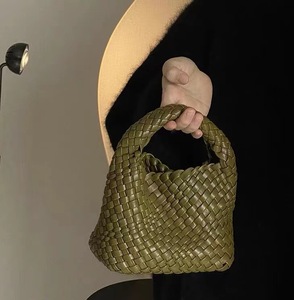 Prix Fabricant Ensemble de <span class=keywords><strong>2</strong></span> Pièces <span class=keywords><strong>Mini</strong></span> Sac à Main Tressé en Cuir Végan, Cabas Pochette Tissé Main, Sac Bandoulière Croisé Mode - Product Image 1