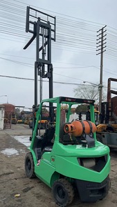 Chariot élévateur diesel Mitsubishi FD25 d'occasion de 2,5 tonnes, bon état, mât à deux étages, utilisation tout-terrain pour la construction - Product Image 3