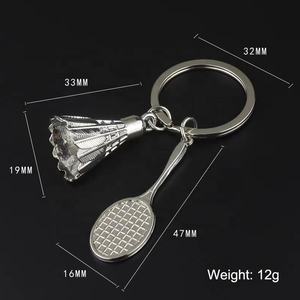 Porte-clés sportifs en métal en gros, design 3D en alliage de zinc, divers événements sportifs, raquette de badminton, porte-clés, anneau de clé, logo personnalisé au <span class=keywords><strong>laser</strong></span> - Product Image 5