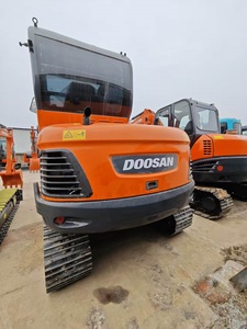 Excavadora usada Doosan DX60 de 6 toneladas, miniexcavadora de segunda mano con pocas horas de trabajo y precio económico, con EPA en stock. - Product Image 4