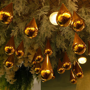 Les larmes <span class=keywords><strong>d</strong></span>'<span class=keywords><strong>ange</strong></span> gouttes <span class=keywords><strong>d</strong></span>'eau pendentifs galvanoplastie ornements accessoires et <span class=keywords><strong>d</strong></span>écorations sur la scène de Meichen Wedding Hall Hotel - Product Image 5