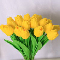 Tulpenvormige grote kunstbloemen van PU-materiaal