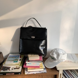 New Stylish Silver <b>Large</b>-Capacity Commuting <b>Backpack</b> for <b>Women</b> Versatile PU Material Polyester Lining Soft Handle Button Closure - Product Image 3