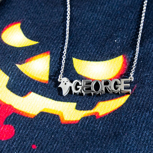Collar con colgante de letras de acero inoxidable para Halloween, diseño alfanumérico en forma de U, cadena de clavícula a la moda para fiestas - Product Image 3