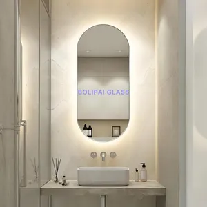 Grand miroir de courtoisie de salle de bain moderne à température de couleur réglable et anti-buée avec lumières à intensité variable miroir de maquillage