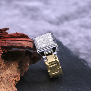 Anello creativo a forma di cinturino per orologio da uomo, design scintillante con intarsi, gioielli alla moda hip hop - Product Image 2