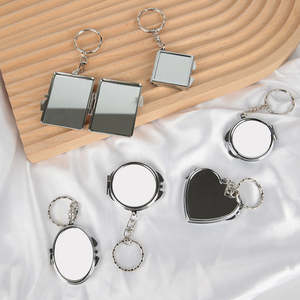 Specchietto Portatile Pieghevole a Doppia Faccia con Logo Personalizzato, Specchio Compatto per Trucco con Portachiavi, Regalo per il Makeup - Product Image 5