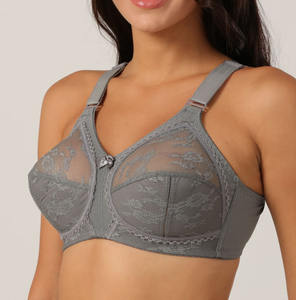 <span class=keywords><strong>Soutien</strong></span>-<span class=keywords><strong>Gorge</strong></span> Bralette <span class=keywords><strong>Grande</strong></span> <span class=keywords><strong>Taille</strong></span> à Bonnets Souples et Couvrance Totale, sans Armature ni Mousse, en Dentelle Fleurie, pour Poitrines Généreuses, avec Larges Bretelles - Product Image 1