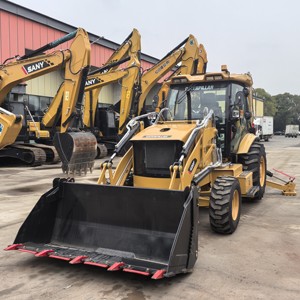 รถตักล้อยาง CAT 420F มือสองสำหรับขาย รถตักอเนกประสงค์จาก Caterpillar พร้อมบุ้งกี๋ 4-in-1 และแขนขุดแบบยืดหดได้ - Product Image 1