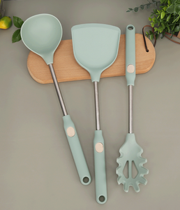 Ensemble d'ustensiles de cuisine en silicone avec spatule et cuillère en acier inoxydable de qualité alimentaire, résistant à la chaleur, et support de rangement suspendu - Product Image 4