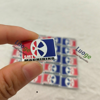 Kunden spezifische Aluminium Metall Logo Platte 3D geprägte gedruckte Marke Label Aufkleber mit Kleber für Auto Motorrad